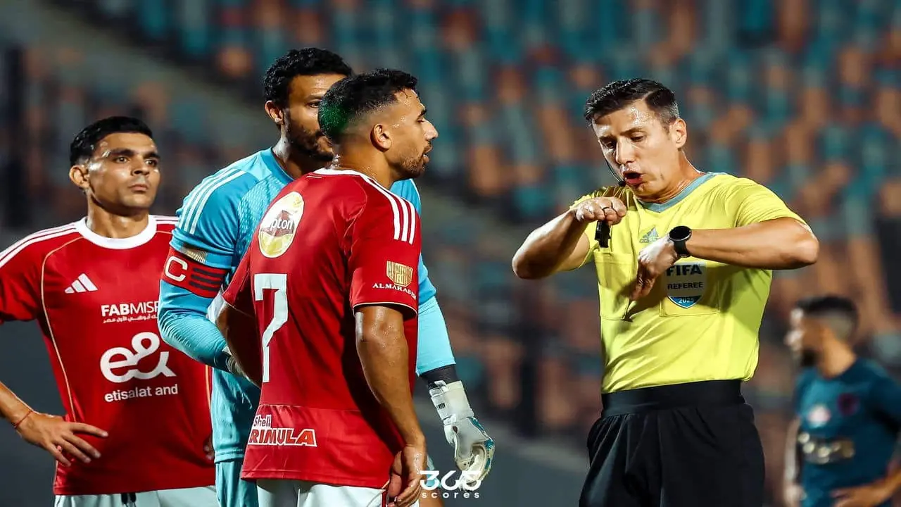 تبديل طاقم حكام مباراة الأهلي والزمالك في كلاسيكو العرب